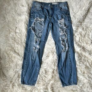 Papaya Mid Rise Relaxed Fit Distressed Jeans Size 3